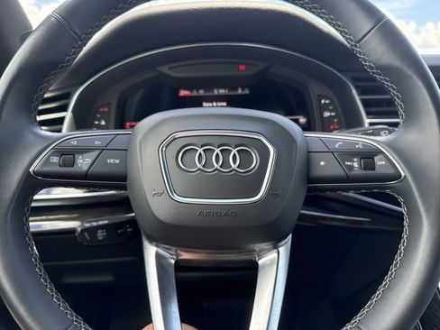 Used 2025 Audi Q7 3.0T Premium Plus AWD/4WD image 23