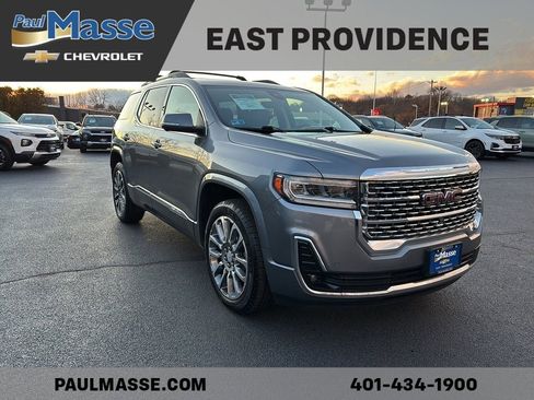 Certified 2022 GMC Acadia Denali w/ Denali Ultimate Package image 3