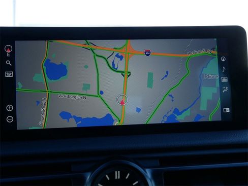 Certified 2025 Lexus IS 350 F Sport image 18