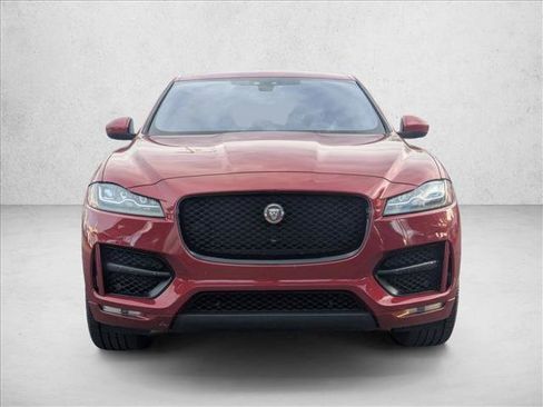 Used 2017 Jaguar F-PACE R-Sport image 2