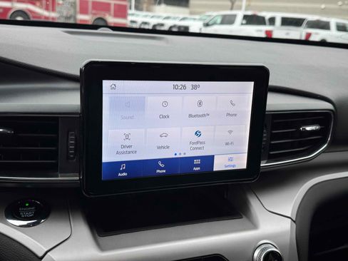 Certified 2021 Ford Explorer XLT w/ Equipment Group 202A image 20