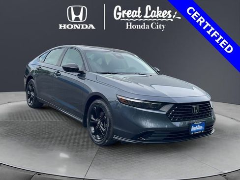 Certified 2025 Honda Accord SE image 1