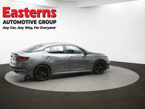 Used 2023 Nissan Sentra SR w/ Trunk Package image 42