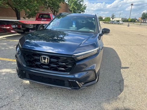 Used 2024 Honda CR-V Sport image 12
