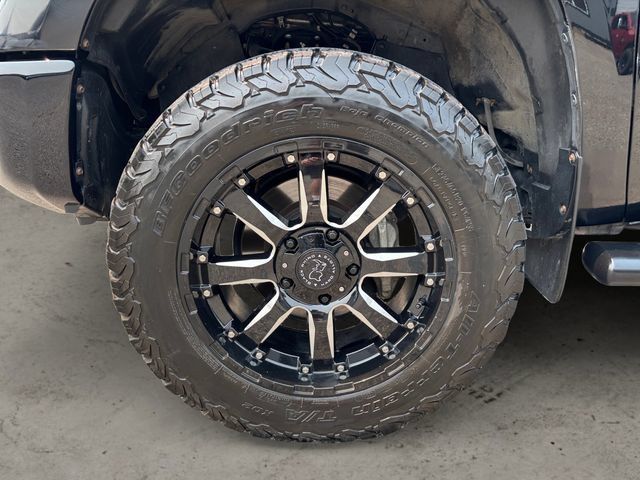 Used 2020 Toyota Tundra SR5 AWD/4WD image 9
