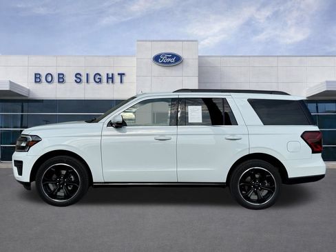 Used 2022 Ford Expedition Limited AWD/4WD image 40