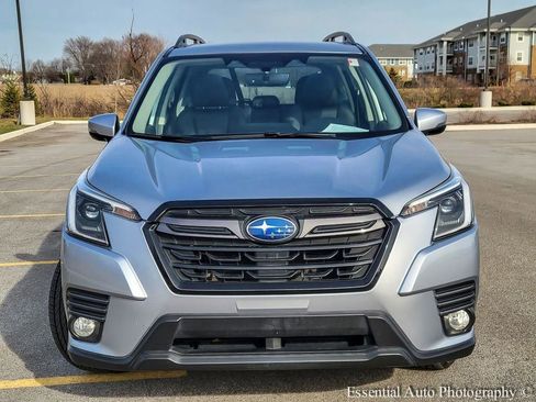 Used 2023 Subaru Forester Limited image 4