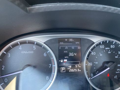 Used 2024 Nissan Versa S image 27