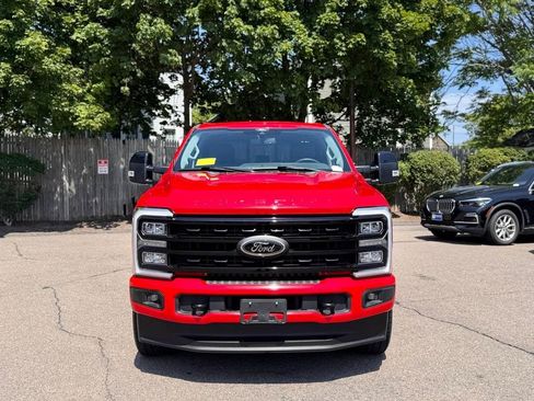 Used 2024 Ford F250 Lariat w/ Black Appearance Package AWD/4WD image 9