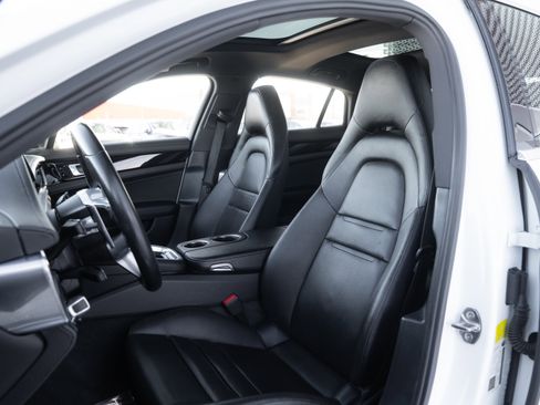 Used 2020 Porsche Panamera 4S image 25