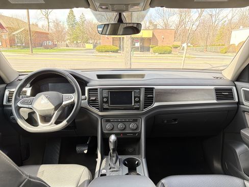 Used 2022 Volkswagen Atlas SE image 9