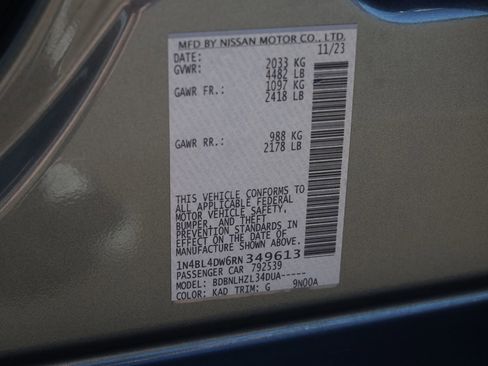 Used 2024 Nissan Altima 2.5 SV image 32