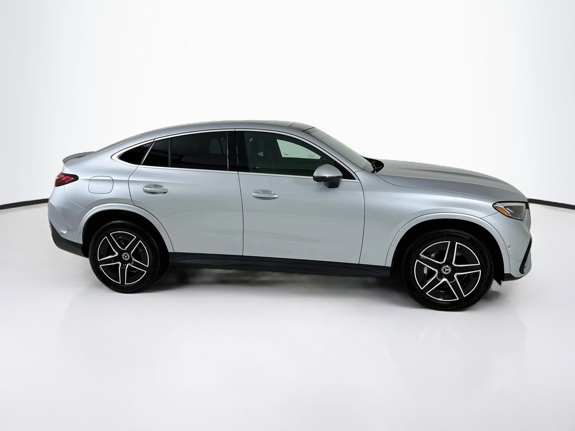 Certified 2026 Mercedes-Benz GLC 300 4MATIC w/ AMG Line image 9