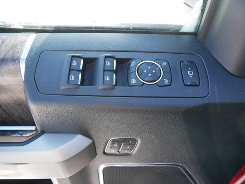 Used 2019 Ford F350 Lariat image 20