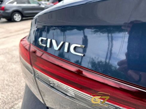 Used 2025 Honda Civic Sport image 25