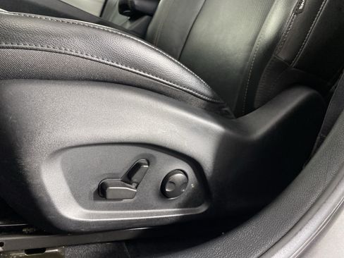 Used 2022 Jeep Compass Limited AWD/4WD image 17