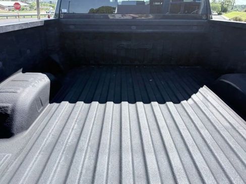 Used 2024 GMC Sierra 2500 AT4 w/ AT4 Premium Plus Package image 13