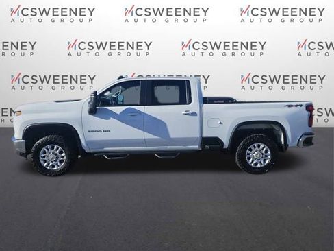 Used 2021 Chevrolet Silverado 2500 LT w/ Fleet Comfort Package image 2