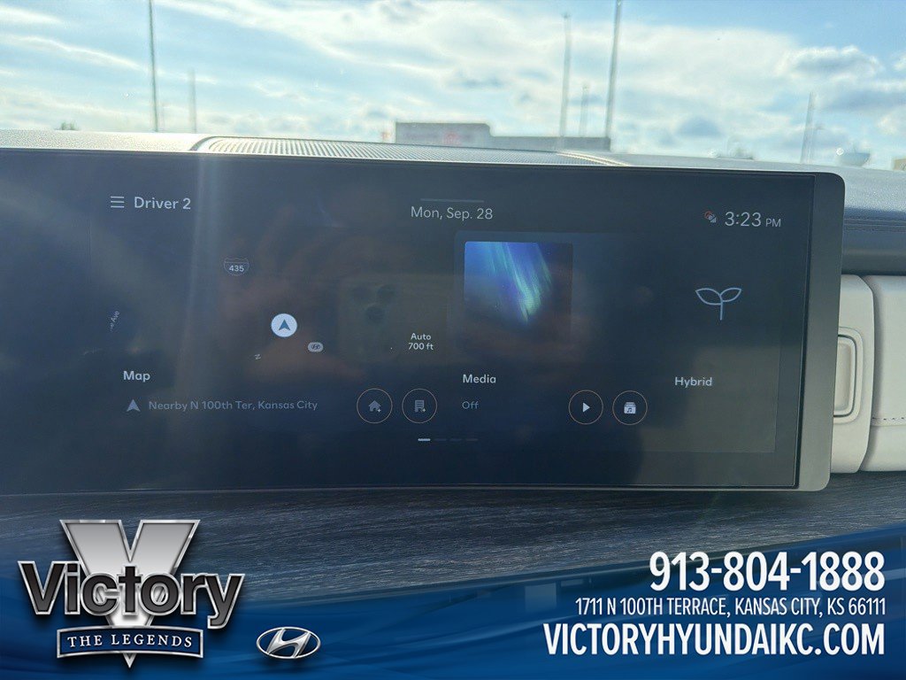 Used 2024 Hyundai Santa Fe Limited FWD image 17