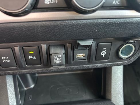 Used 2023 Toyota Tacoma Limited RWD image 18