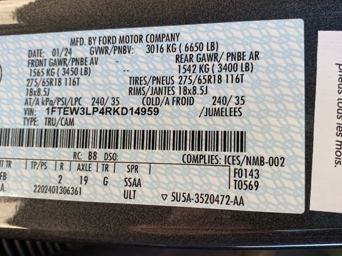 Certified 2024 Ford F150 XLT w/ Equipment Group 302A MID AWD/4WD image 27