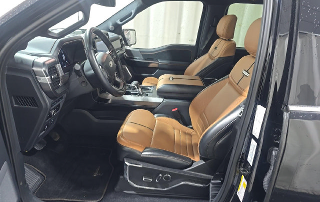 Used 2023 Ford F150 Platinum w/ FX4 Off-Road Package AWD/4WD image 5