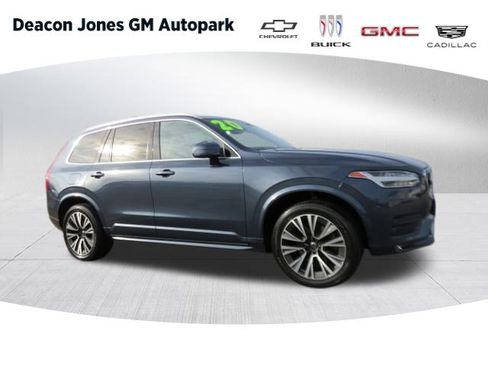 Used 2020 Volvo XC90 T6 Momentum w/ Protection Package Premier image 1