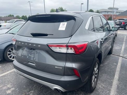 Used 2022 Ford Escape SEL AWD/4WD image 3