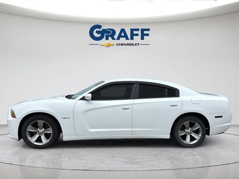 Used 2014 Dodge Charger R/T RWD image 3