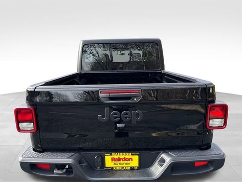 New 2026 Jeep Gladiator Sport image 6