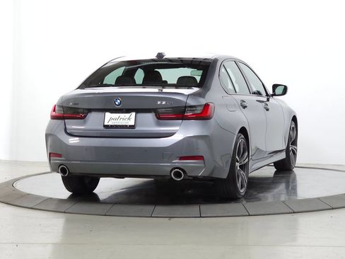 Used 2023 BMW 330i xDrive Sedan w/ Premium Package AWD/4WD image 11