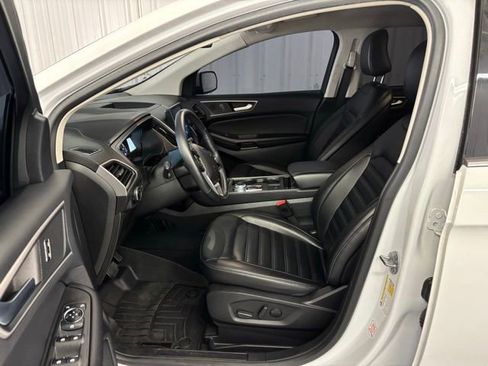 Used 2023 Ford Edge SEL image 2