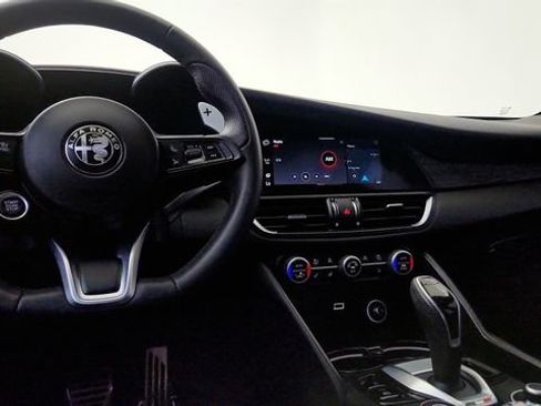 Used 2023 Alfa Romeo Giulia Sprint RWD image 64
