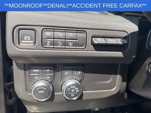 Used 2024 GMC Yukon Denali AWD/4WD image 28