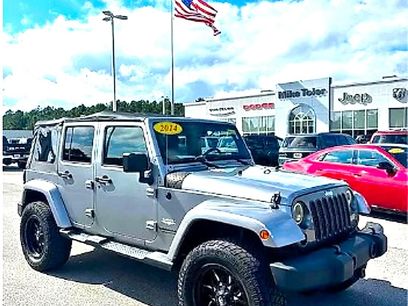 Used 2014 Jeep Wrangler Unlimited Sahara w/ Connectivity Group