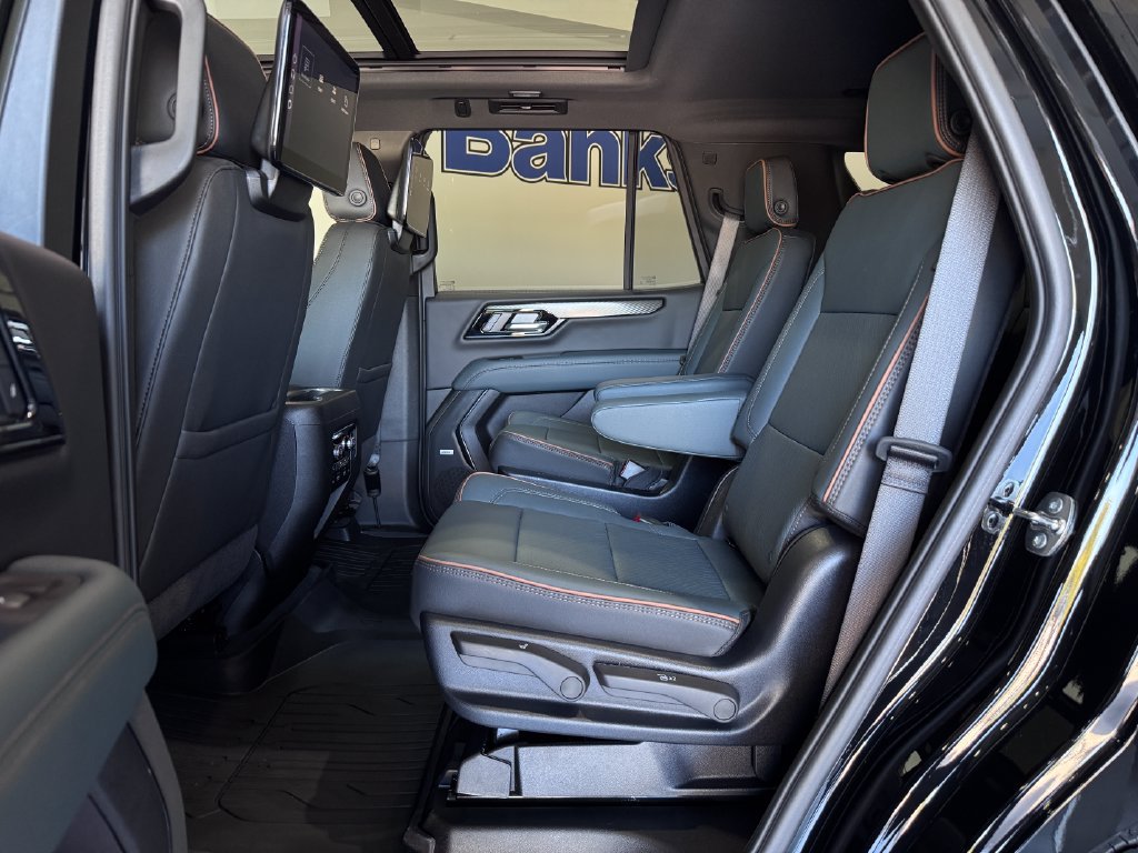 Certified 2026 GMC Yukon AT4 w/ AT4 Premium Plus Package AWD/4WD image 14