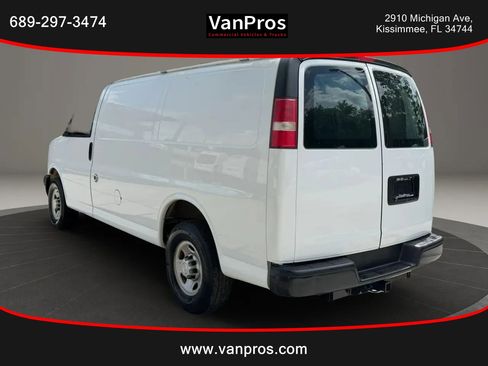 Used 2016 Chevrolet Express 2500 w/ Cold Climate Package RWD image 3