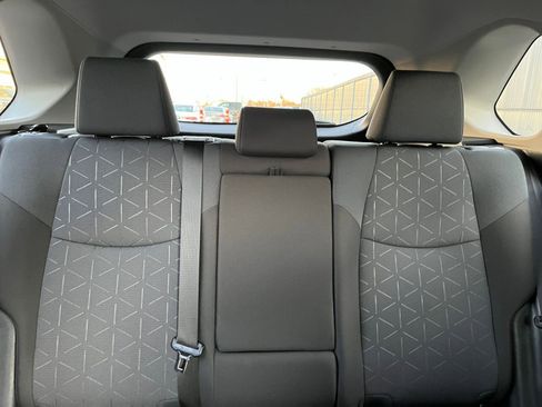 Used 2025 Toyota RAV4 XLE image 38