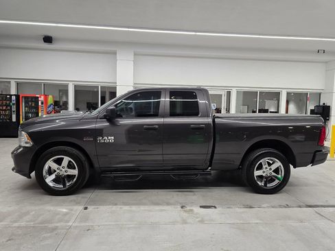 Used 2018 RAM 1500 Express RWD image 3