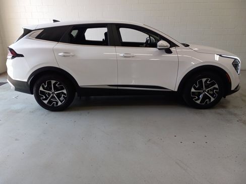 Certified 2024 Kia Sportage EX FWD image 2