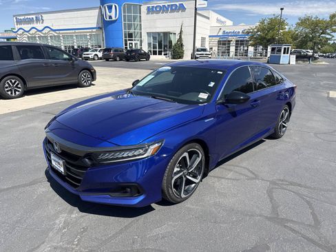 Certified 2022 Honda Accord Sport image 2