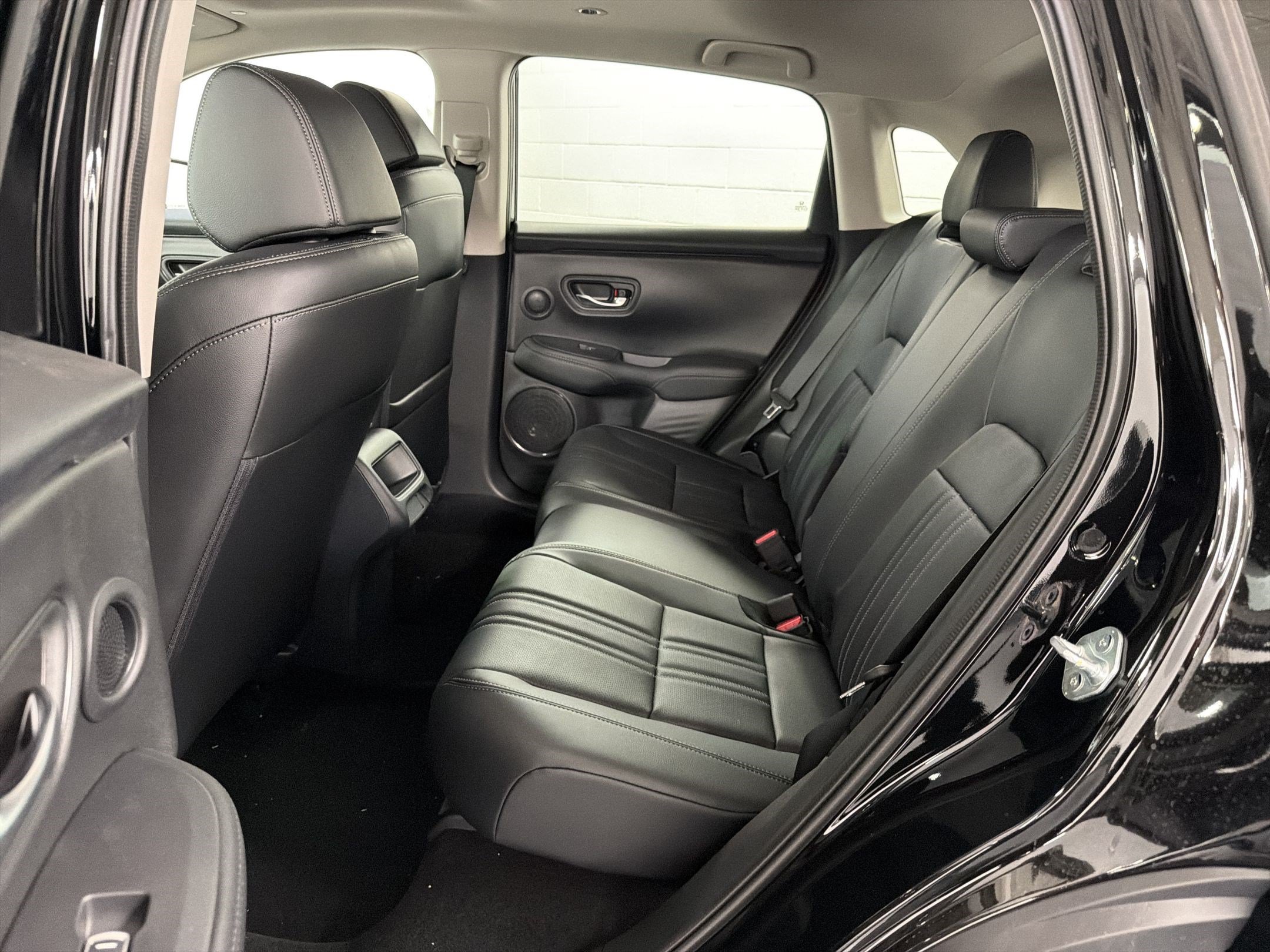 New 2027 Honda HR-V EX-L image 22