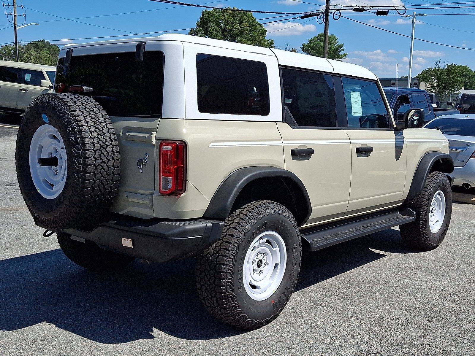 New 2026 Ford Bronco Heritage Edition AWD/4WD image 4
