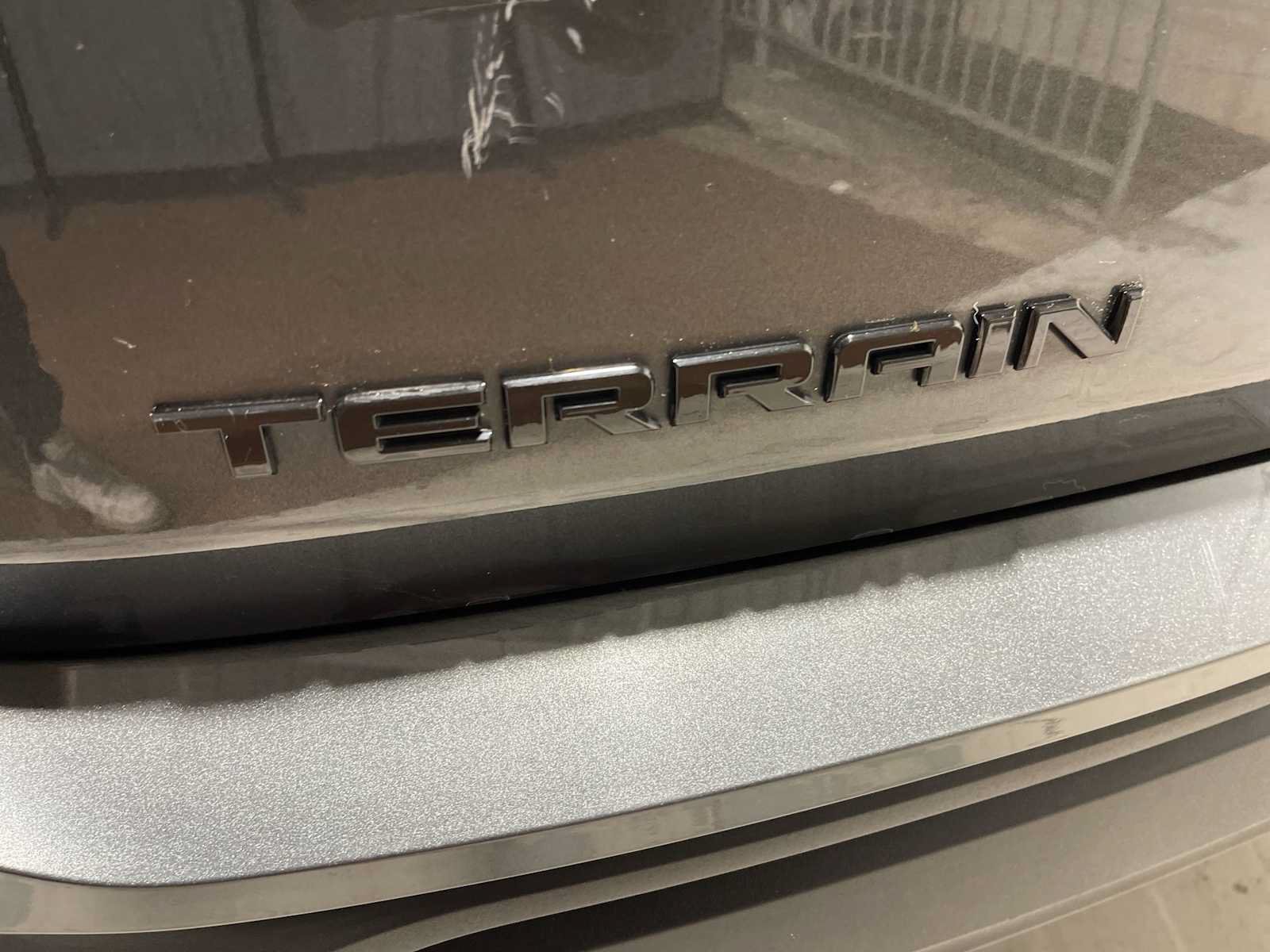 Used 2020 GMC Terrain SLE w/ Driver Convenience Package AWD/4WD image 7