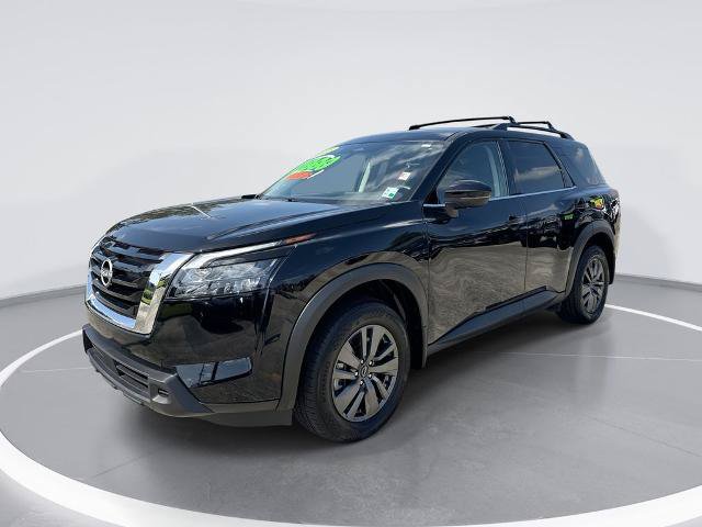 Certified 2025 Nissan Pathfinder SV w/ Cargo Package FWD image 1