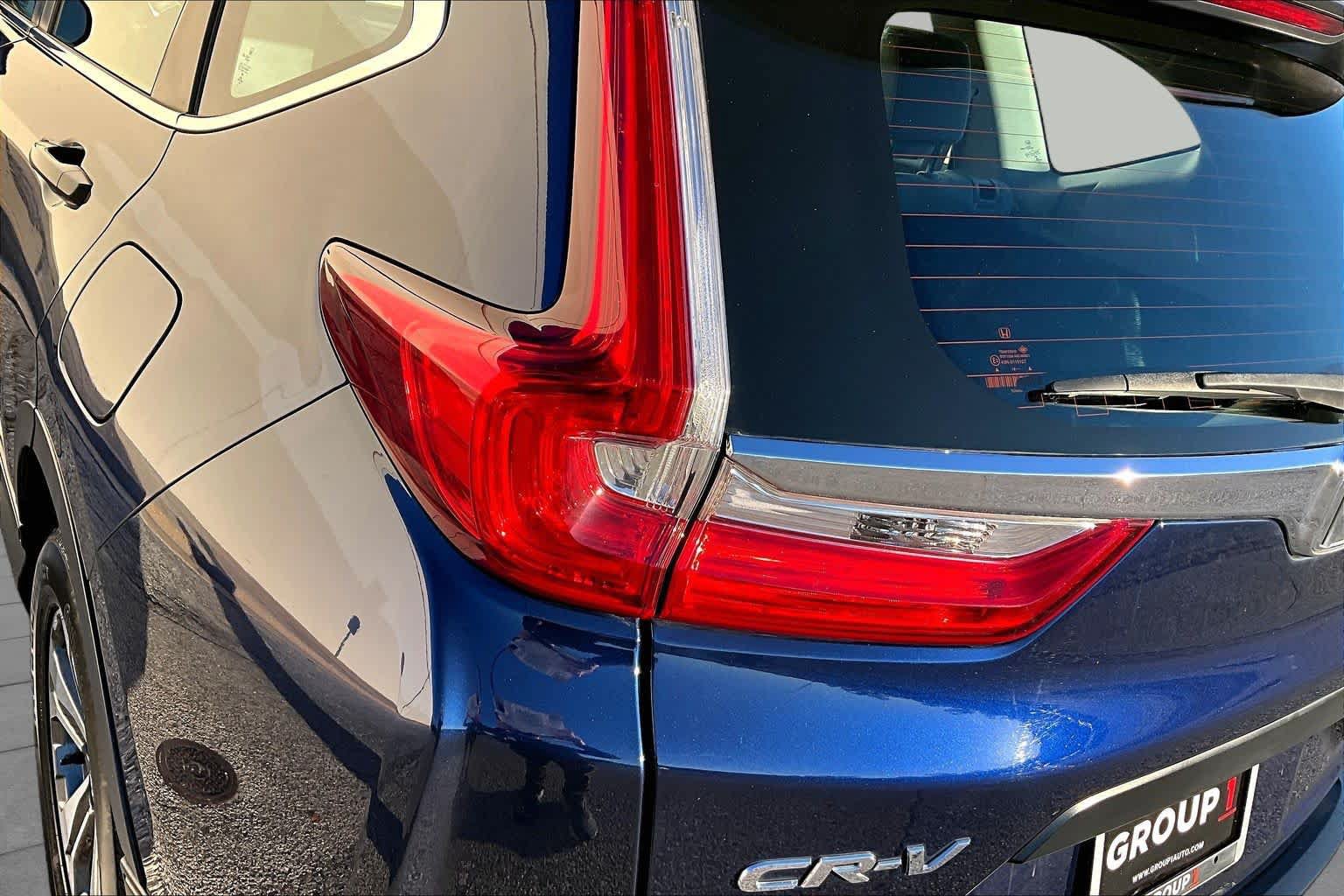 Used 2019 Honda CR-V LX image 28