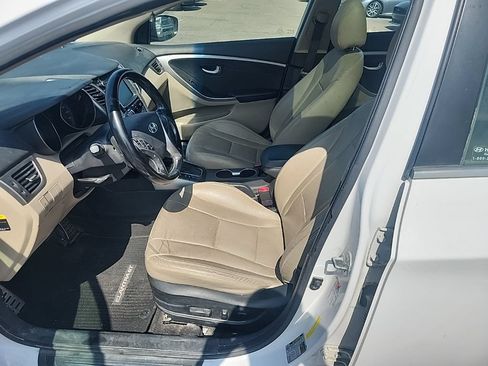 Used 2013 Hyundai Elantra GT w/ Tech Pkg FWD image 18