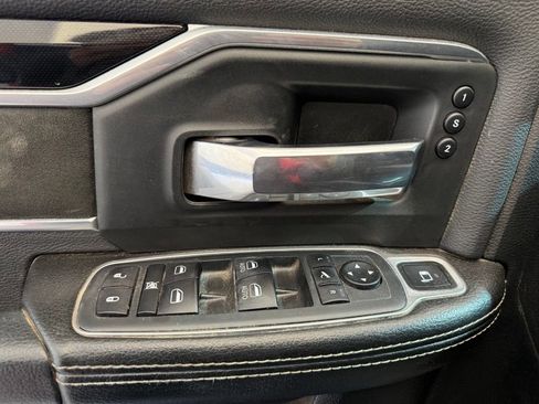 Used 2020 RAM 2500 Laramie AWD/4WD image 10