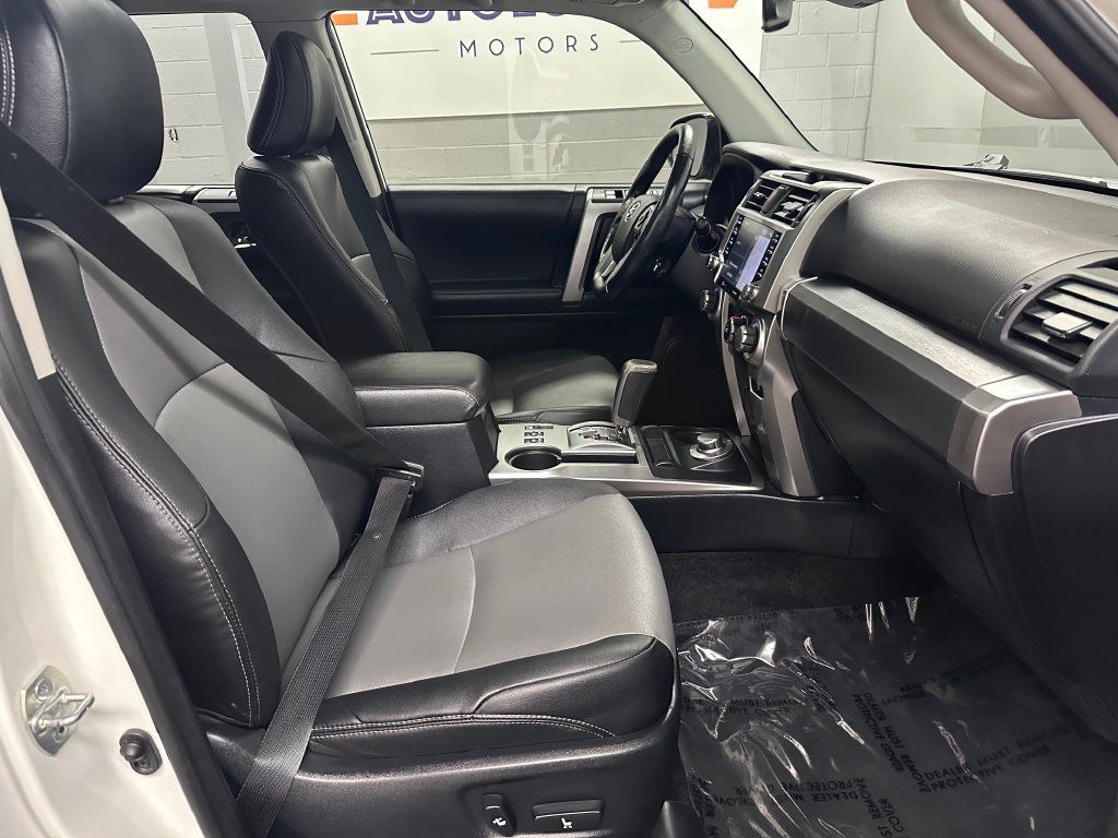 Used 2023 Toyota 4Runner SR5 Premium w/ Moonroof Package AWD/4WD image 20