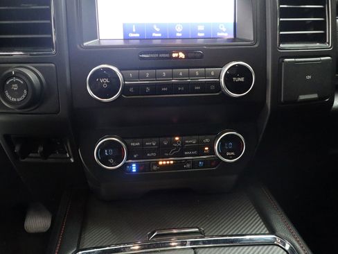 Certified 2020 Ford Expedition Limited image 20